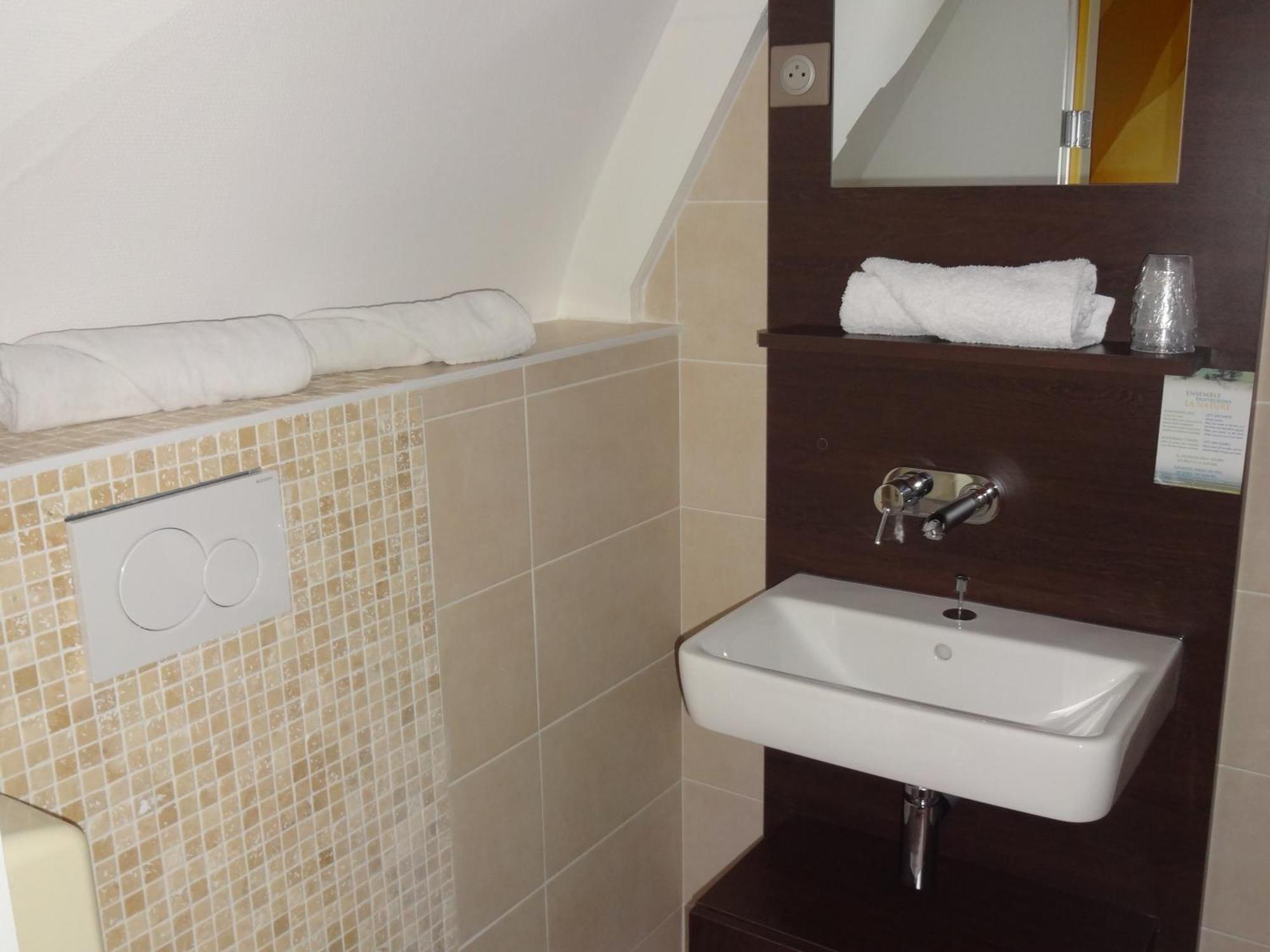 Hôtel La Champagne Ardenne Cabourg Quarto foto